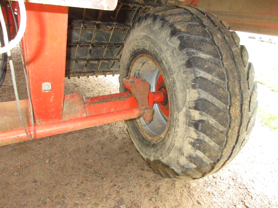 5669 Grimme SE75-40 potato harvester
