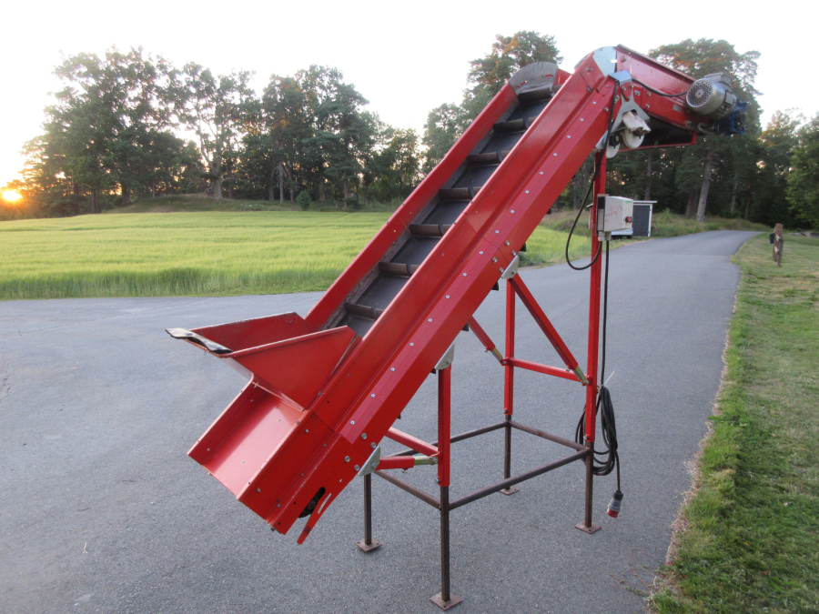 5674 EKKO elevator with swan neck  2200x450 +1000 mm