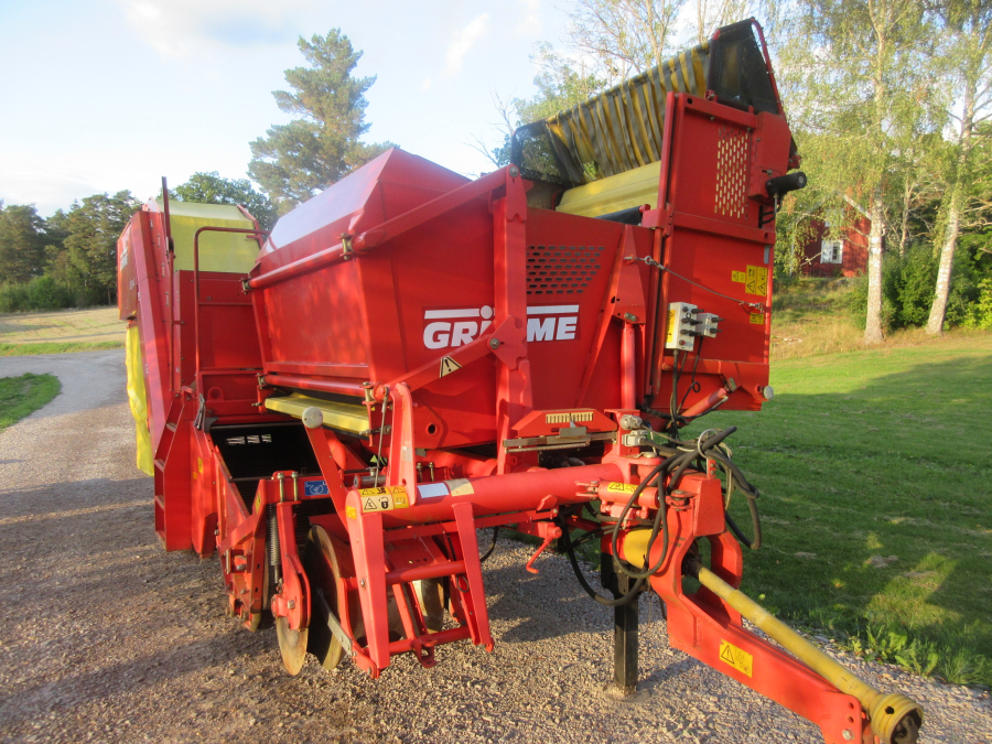 5683 Grimme potato harvester