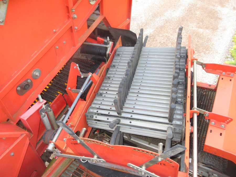 5683 Grimme potato harvester