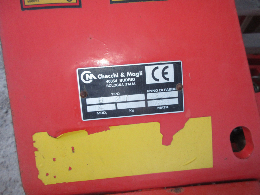 5695 Checchi & Magli Wolf B27 planting machine