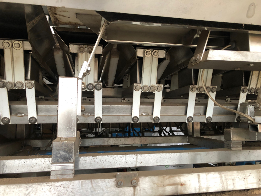 5708 Newtec 2009XB linear weigher