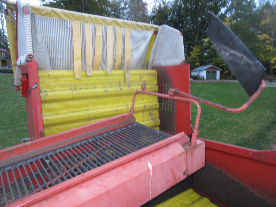 5715 Grimme 70-20 potato harvester