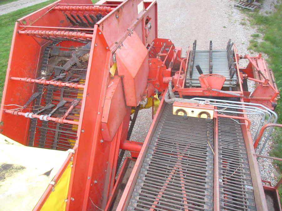 5715 Grimme 70-20 potato harvester