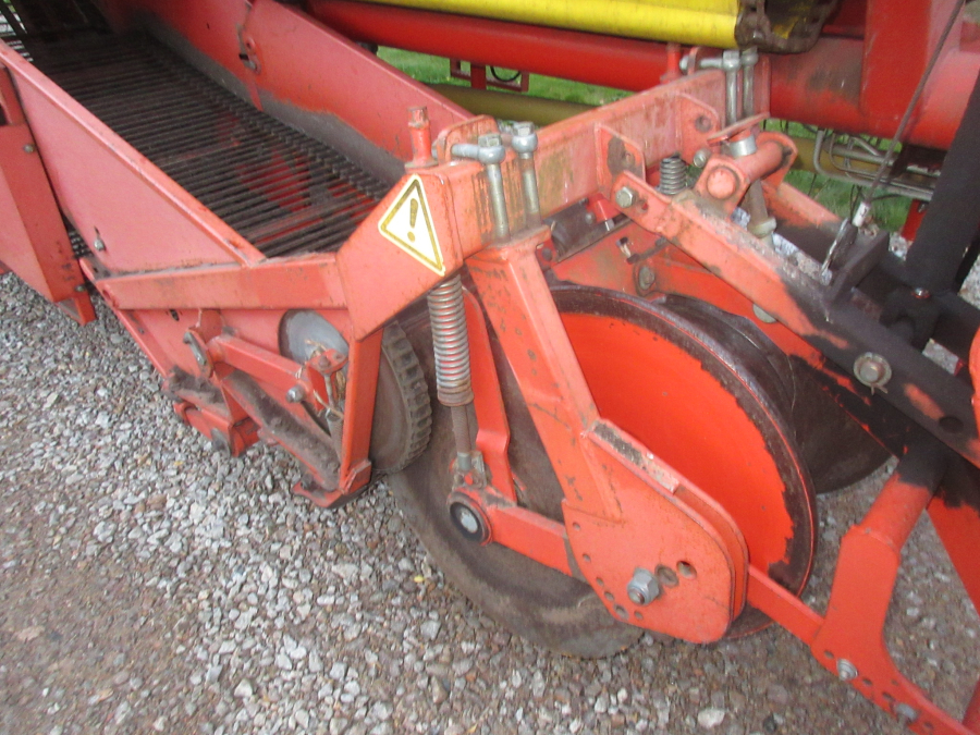 5715 Grimme 70-20 potato harvester