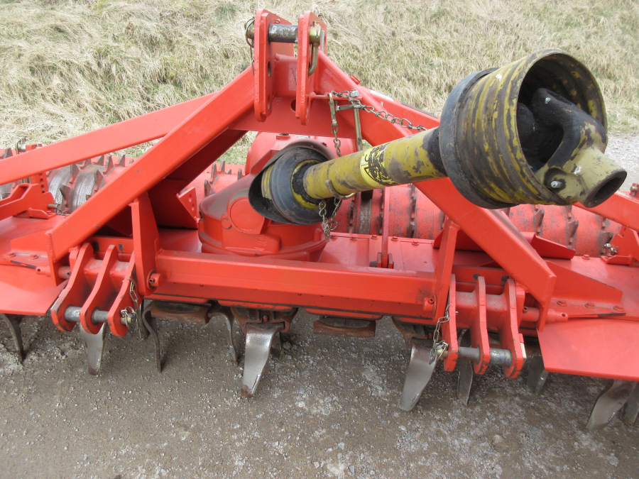 5728 Kuhn power harrow 4 meter