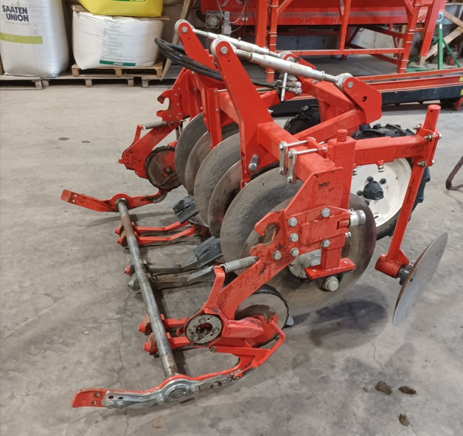5737 Dewulf RA3060 carrot kit sharelift 2 row