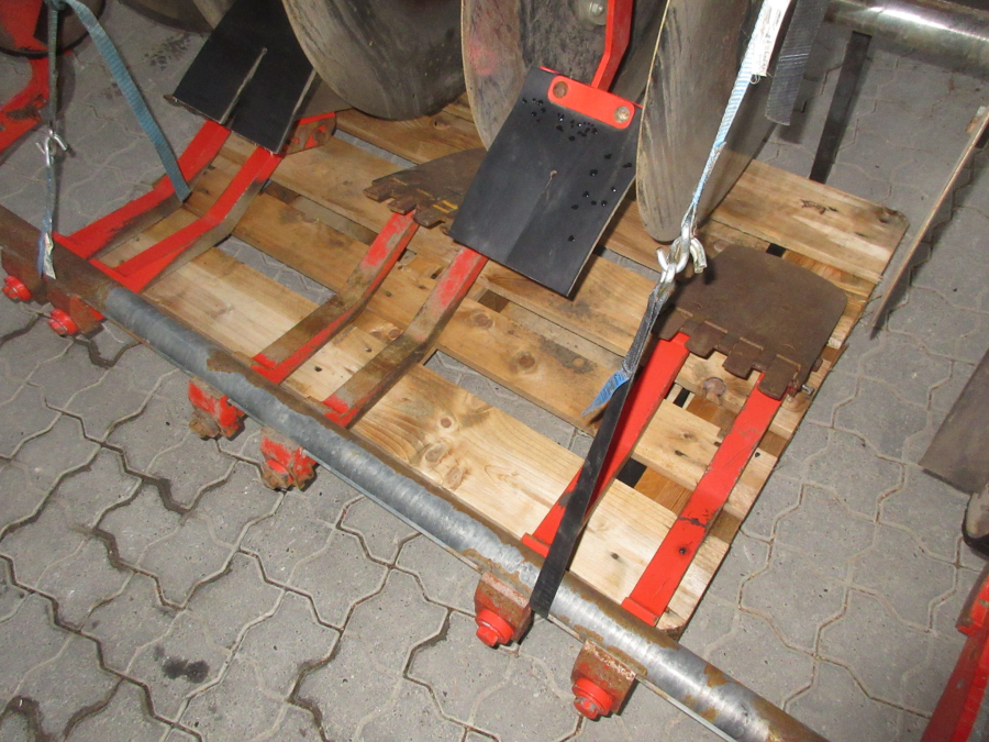 5737 Dewulf RA3060 carrot kit sharelift 2 row