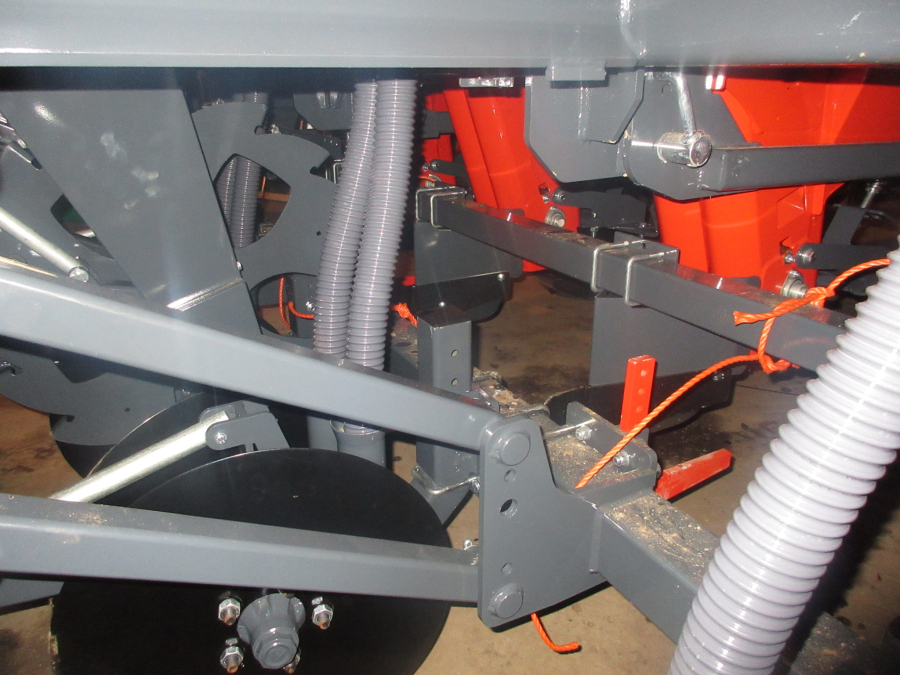 5750 Miedema CP42 potato planter NEW