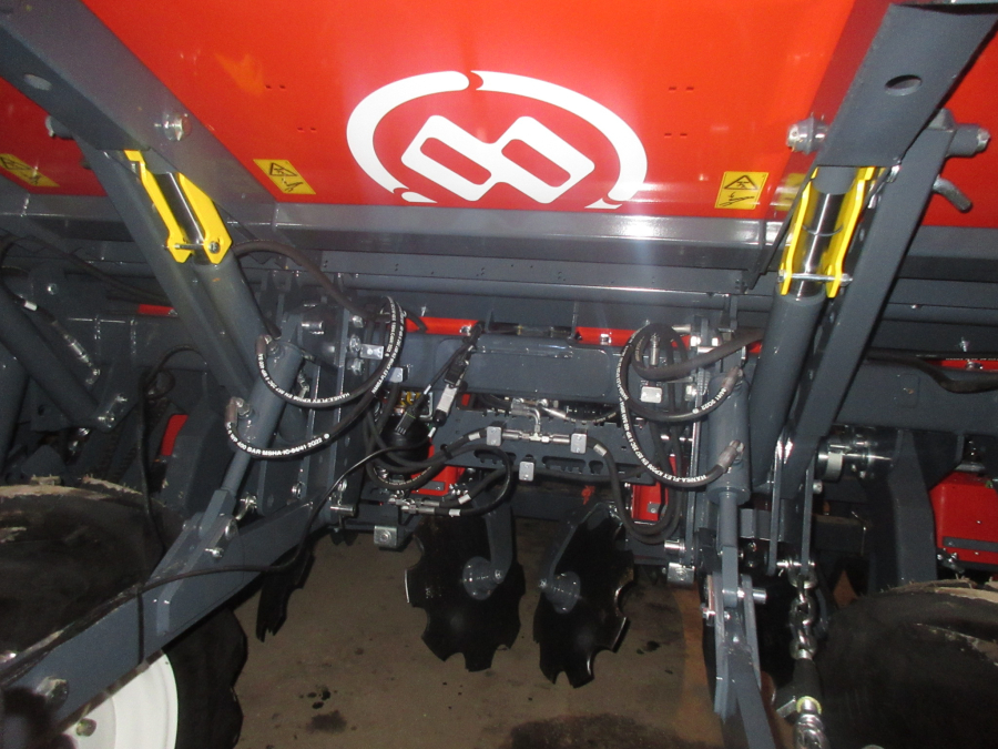 5750 Miedema CP42 potato planter NEW