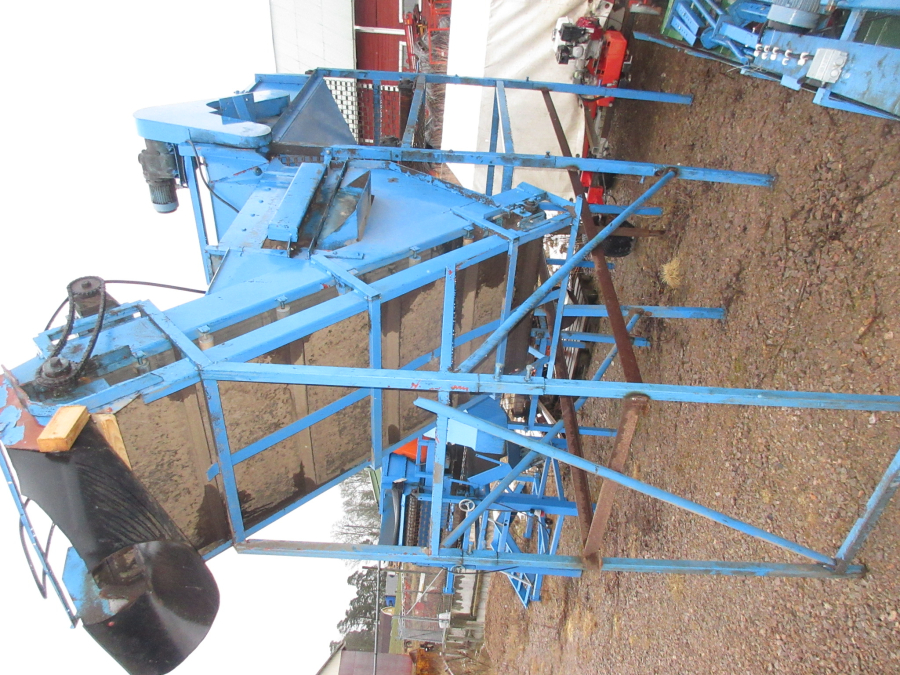 5761 EMVE potato sorting line screen grader