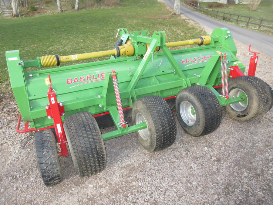 5801 Baselier Krautschläger 4 Reihen 4x75 