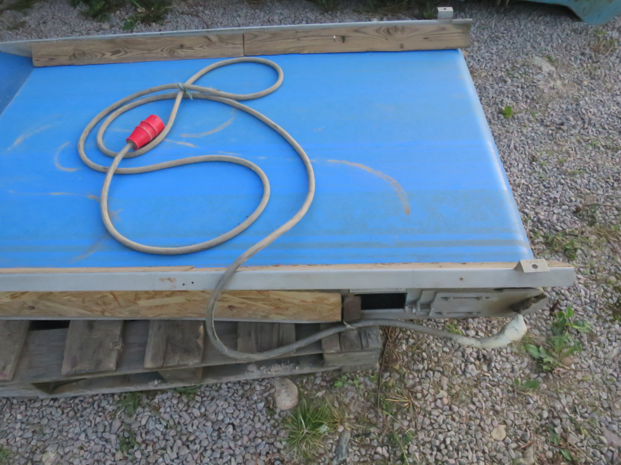 5805 EMVE Förderband 1800x1000 mm EDELSTAHL