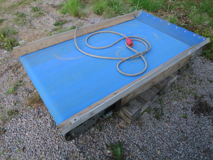 5805 EMVE Förderband 1800x1000 mm EDELSTAHL