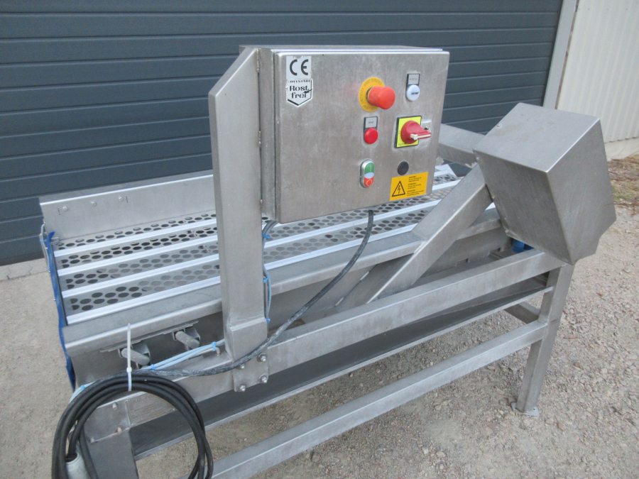 5819 Kronen vibratory feeder table