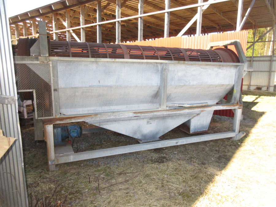 5844 Nymek potato washing machine
