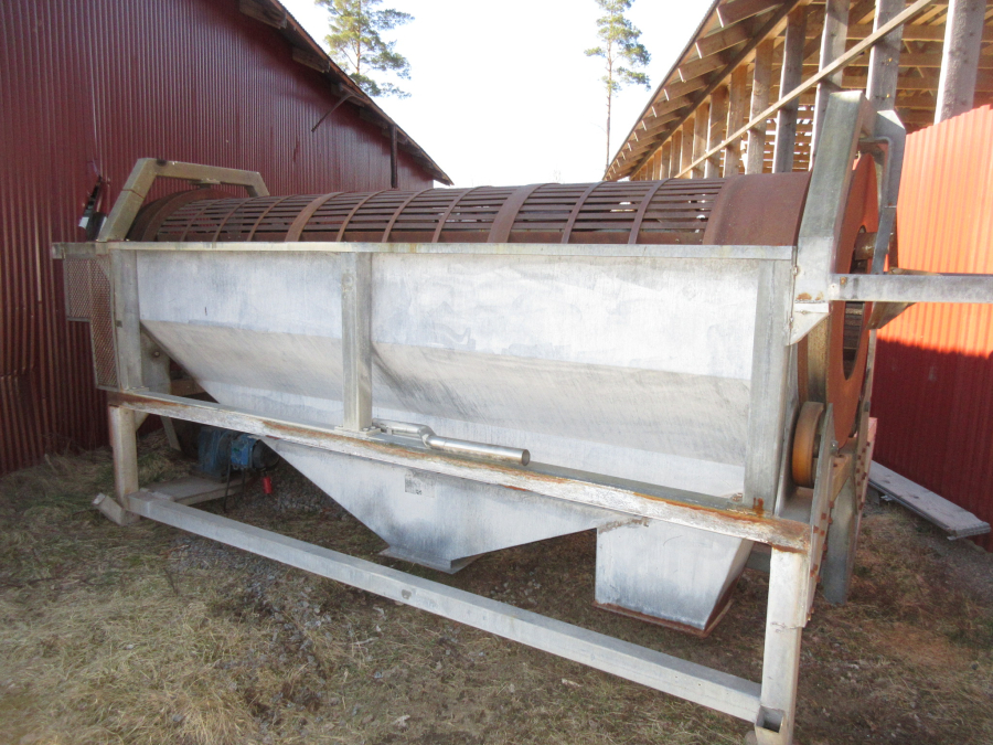 5844 Nymek potato washing machine