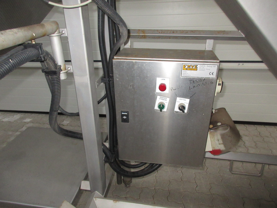 5846 EMVE automatic weigher for peeled products