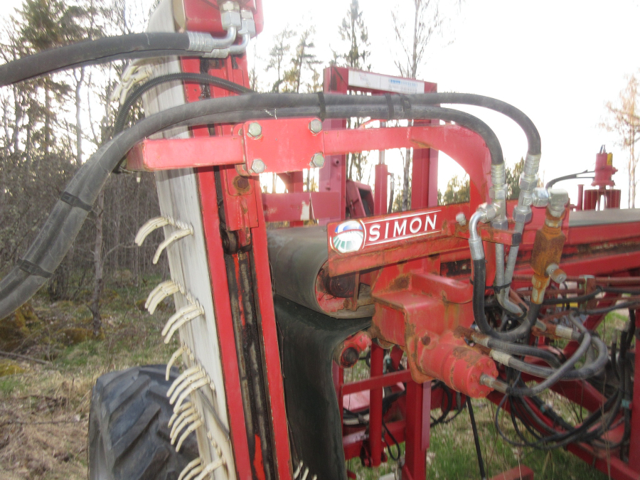 5848 Simon Leek harvester RPNB