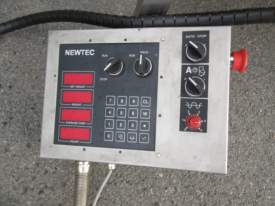 5851 Jasa Newtec vertical packaging line