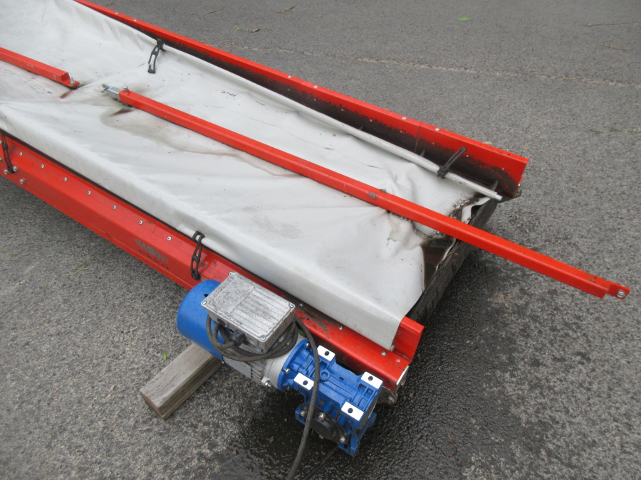 5851 Jasa Newtec vertical packaging line