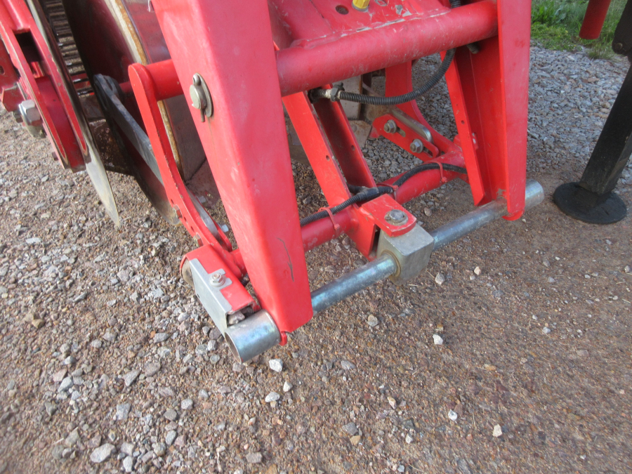 5869 Grimme SE 75-30 potato harvester
