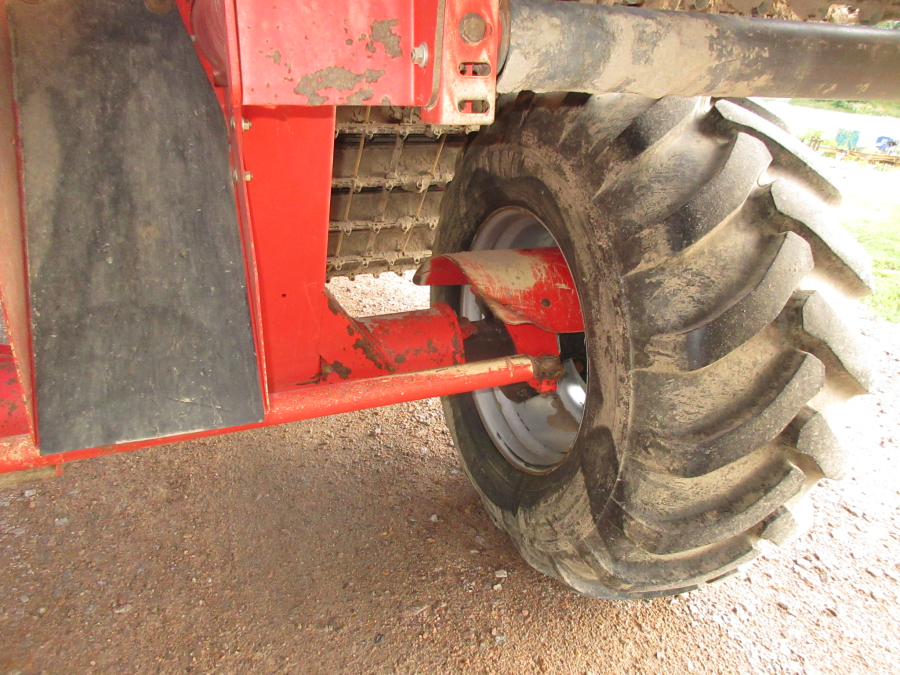 5869 Grimme SE 75-30 potato harvester