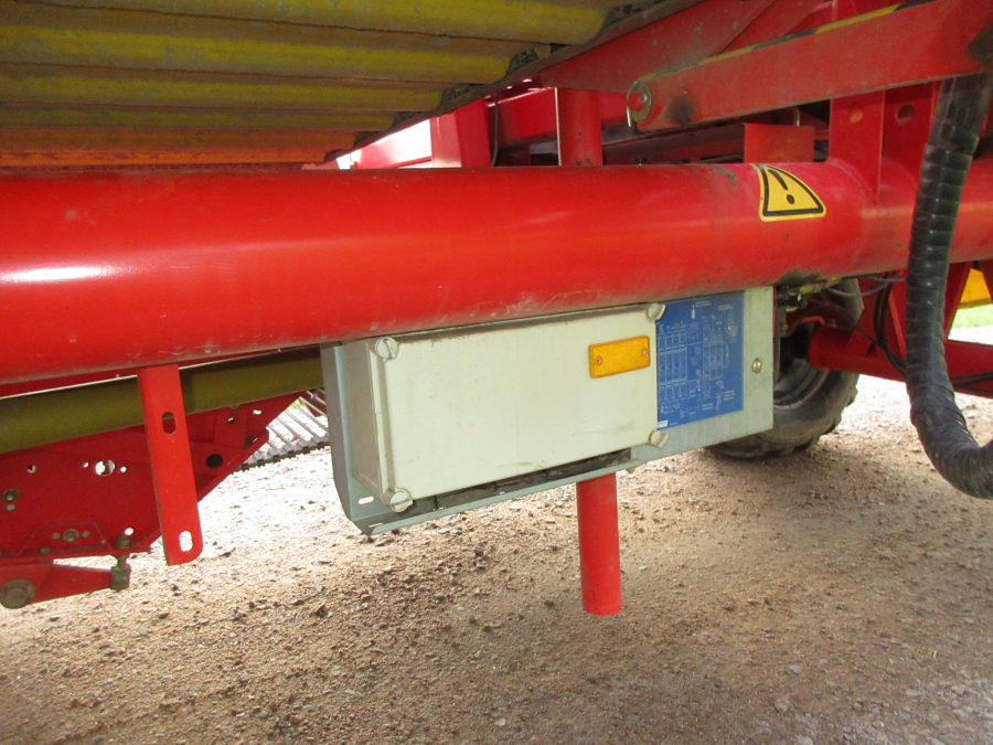 5870 Grimme SE75-30 potato harvester