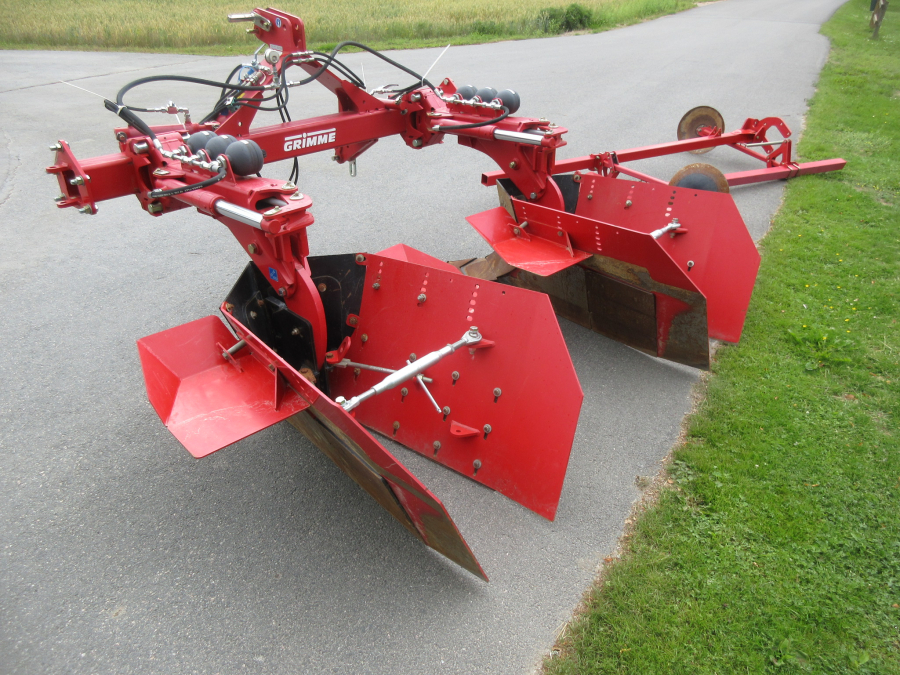 5871 Grimme BF 200 bed former 