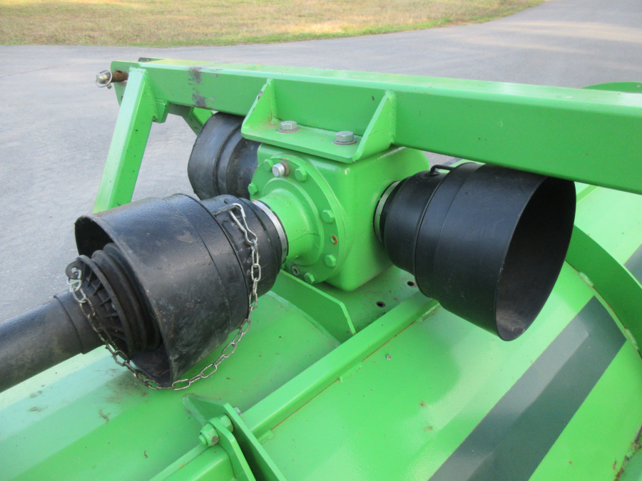 5877 AVR Rafale haulm topper with low press tires