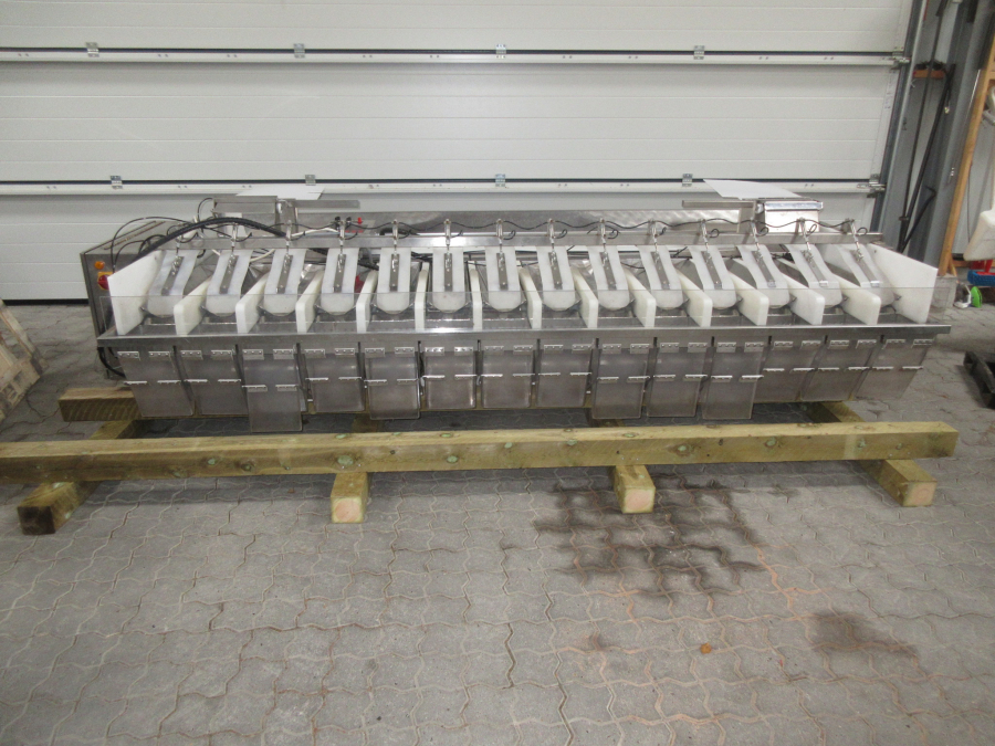 5895 Newtec 2014XBD linear weigher high output