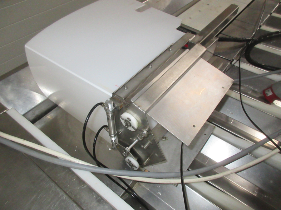 5895 Newtec 2014XBD linear weigher high output