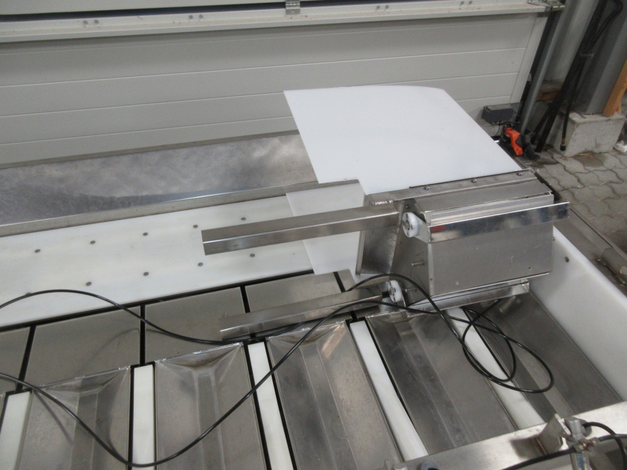 5895 Newtec 2014XBD linear weigher high output