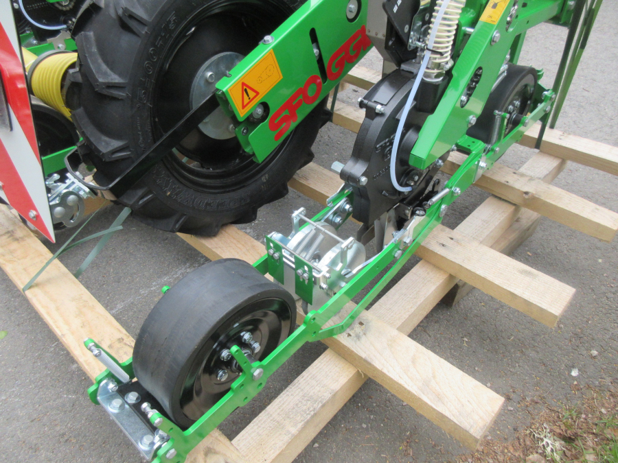 5900 Sfoggia Calibra precision seeder 4x75 cm