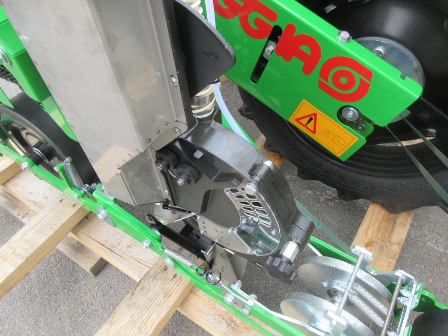 5900 Sfoggia Calibra precision seeder 4x75 cm