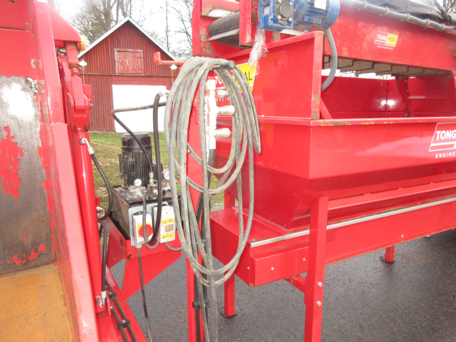 5903 Tong Waschlinie mit Kistenkipper und Bunker