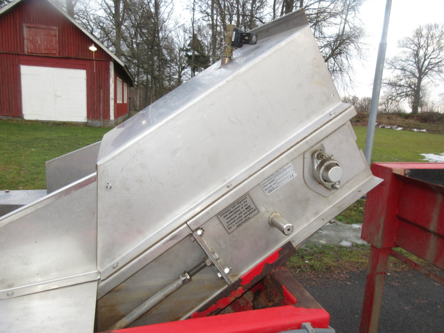 5903 Tong Waschlinie mit Kistenkipper und Bunker