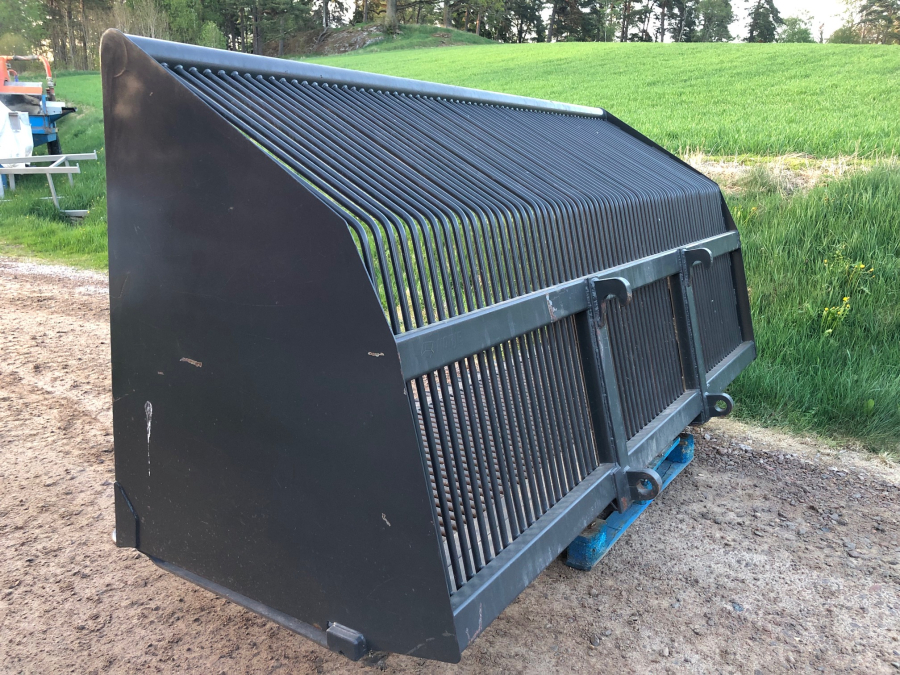 5914 Norje potato bucket fork Volvo attachment
