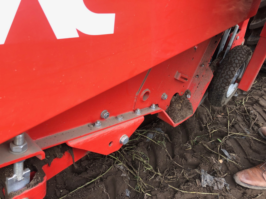 5926 Imac PD 1400 windrower
