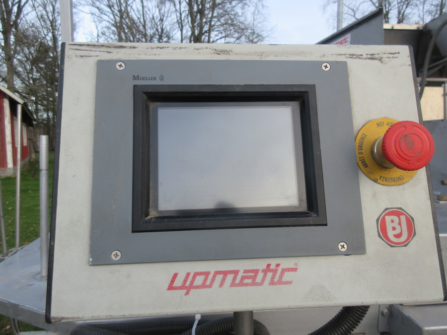 5930 Upmatic 4315 paper bagger