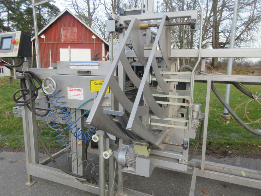 5930 Upmatic 4315 paper bagger