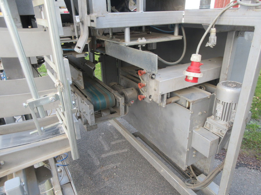 5930 Upmatic 4315 paper bagger