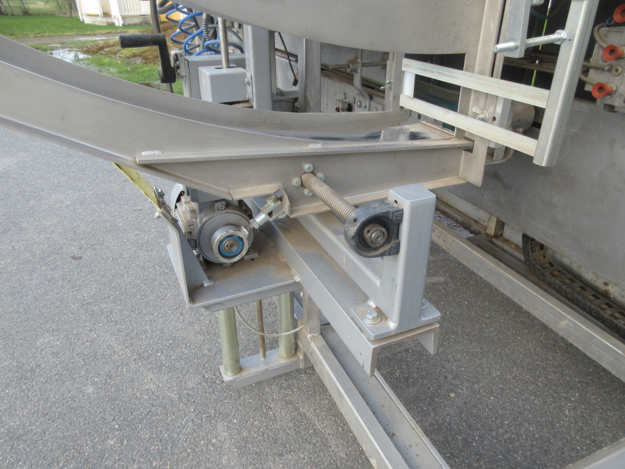 5930 Upmatic 4315 paper bagger