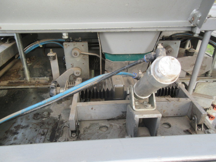 5930 Upmatic 4315 paper bagger