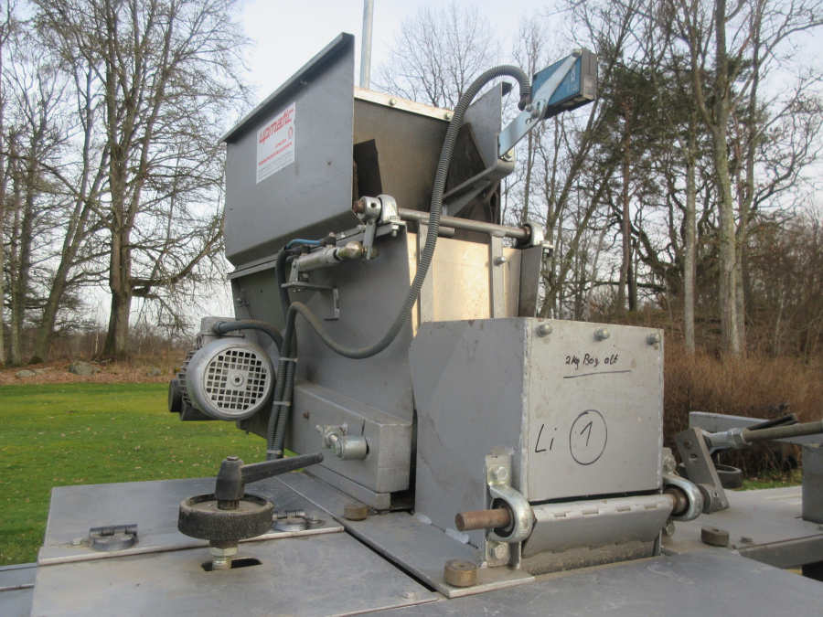 5930 Upmatic 4315 paper bagger