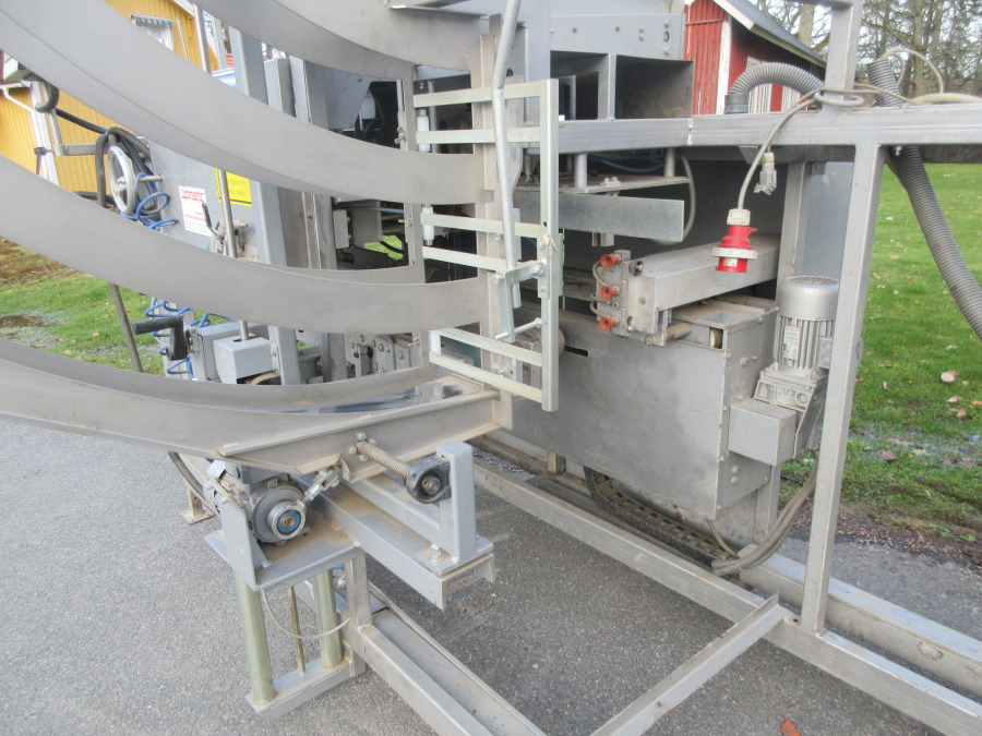 5930 Upmatic 4315 paper bagger