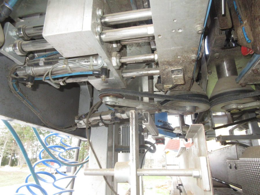 5930 Upmatic 4315 paper bagger