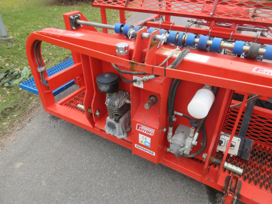 5942 Ferrari Pflanzmaschine Rotostrapp 4 Reihen