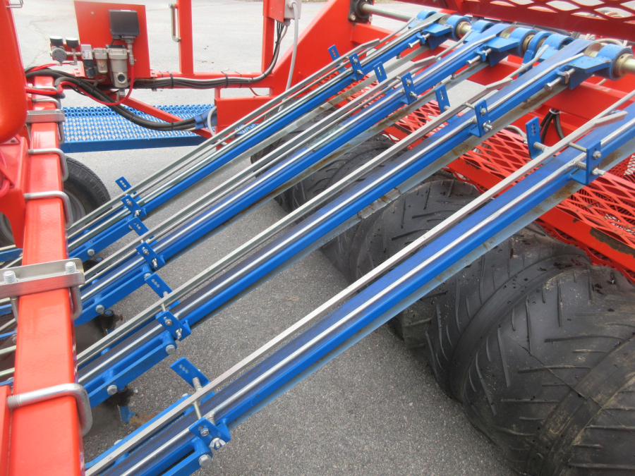 5942 Ferrari Pflanzmaschine Rotostrapp 4 Reihen