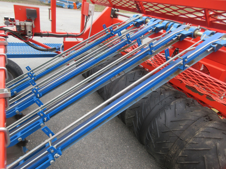 5942 Ferrari Pflanzmaschine Rotostrapp 4 Reihen
